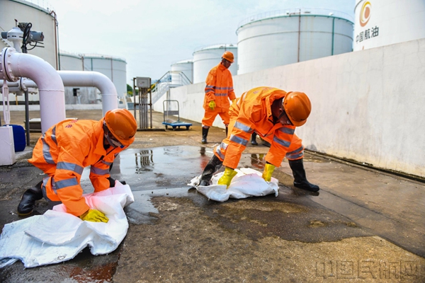 中国航油华东公司举行“进博会”油罐火灾泄漏应急演练-虹桥商务区写字楼网