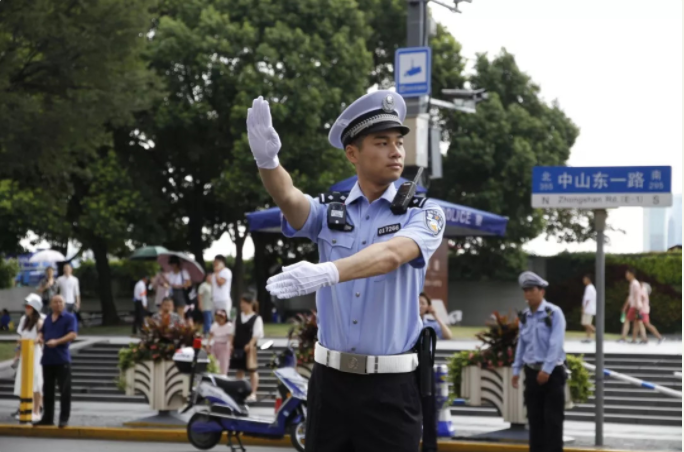 助力“进博会” 开创新局面—— 2018年上海公安“百佳标兵”推选引起社会共鸣-虹桥商务区写字楼网