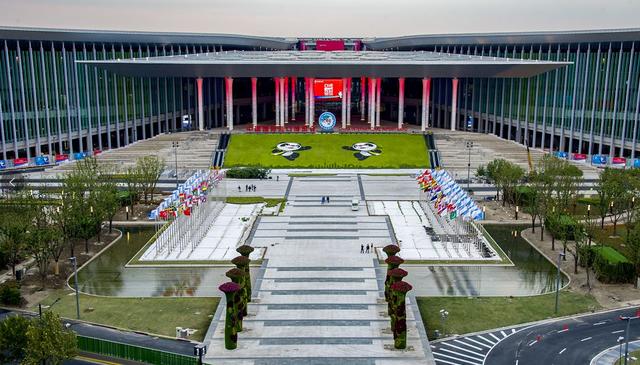 全球企业搭乘“中国快车”,在虹桥写字楼中进口博览会“热潮”不退-虹桥商务区写字楼网