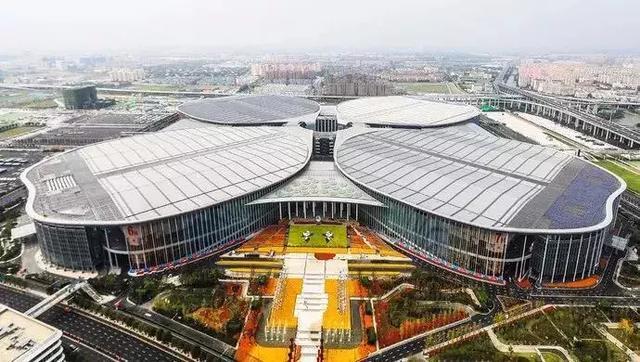 商务部部长钟山:在虹桥写字楼当中国展中心举办的进博会成果丰硕-虹桥商务区写字楼网